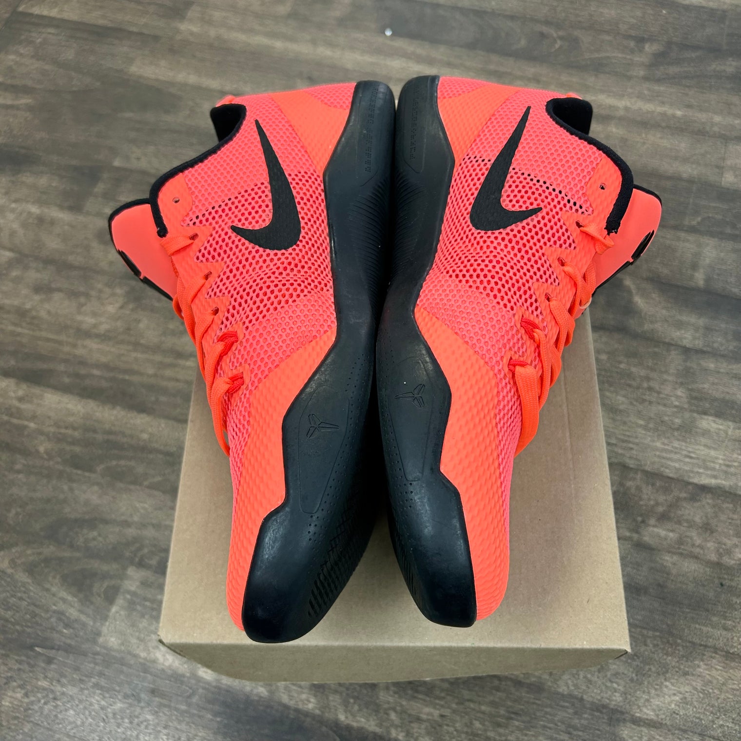 Barcelona Kobe 11 EM Low (USED, No Box)
