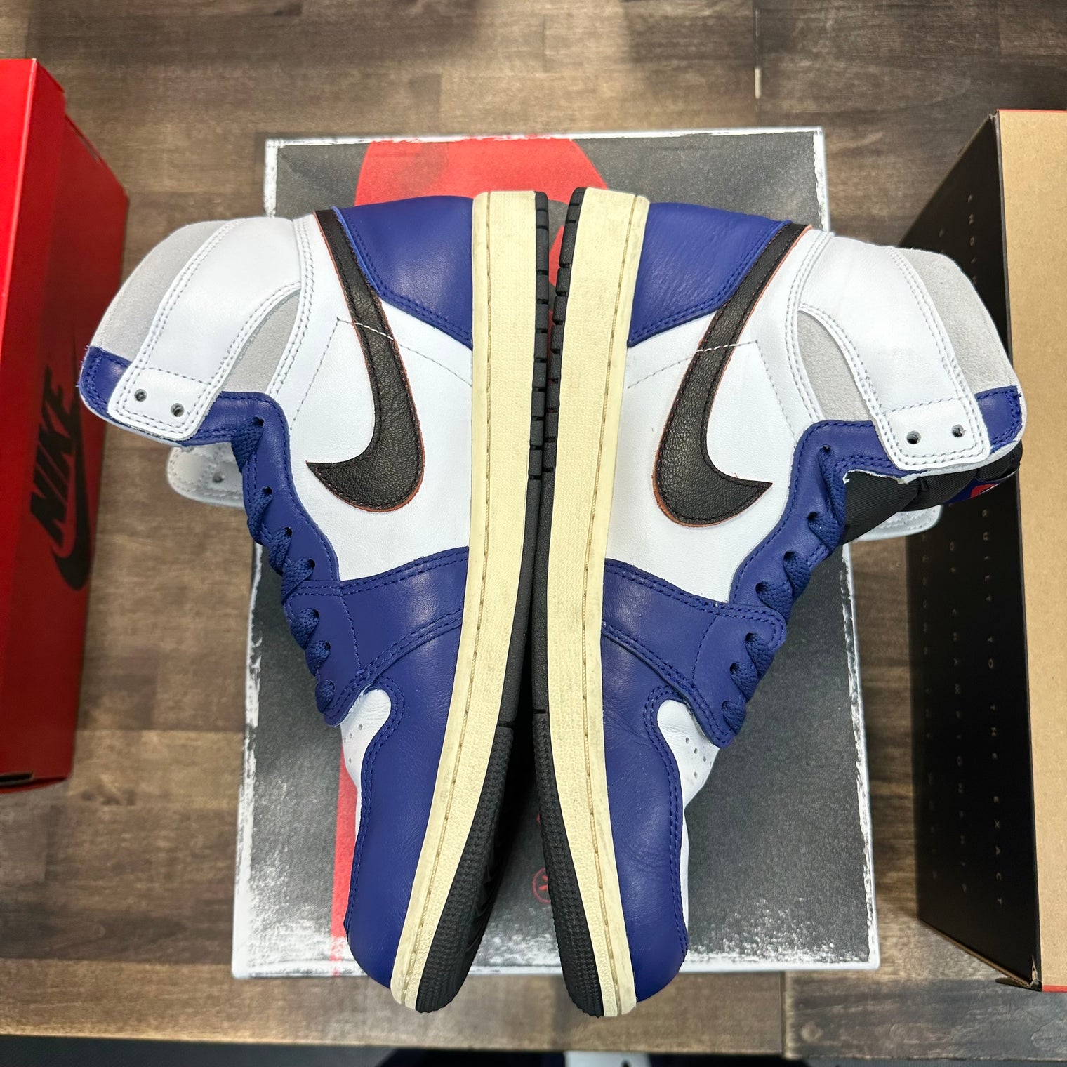 Rare Air Jordan 1 Retro High OG (USED)
