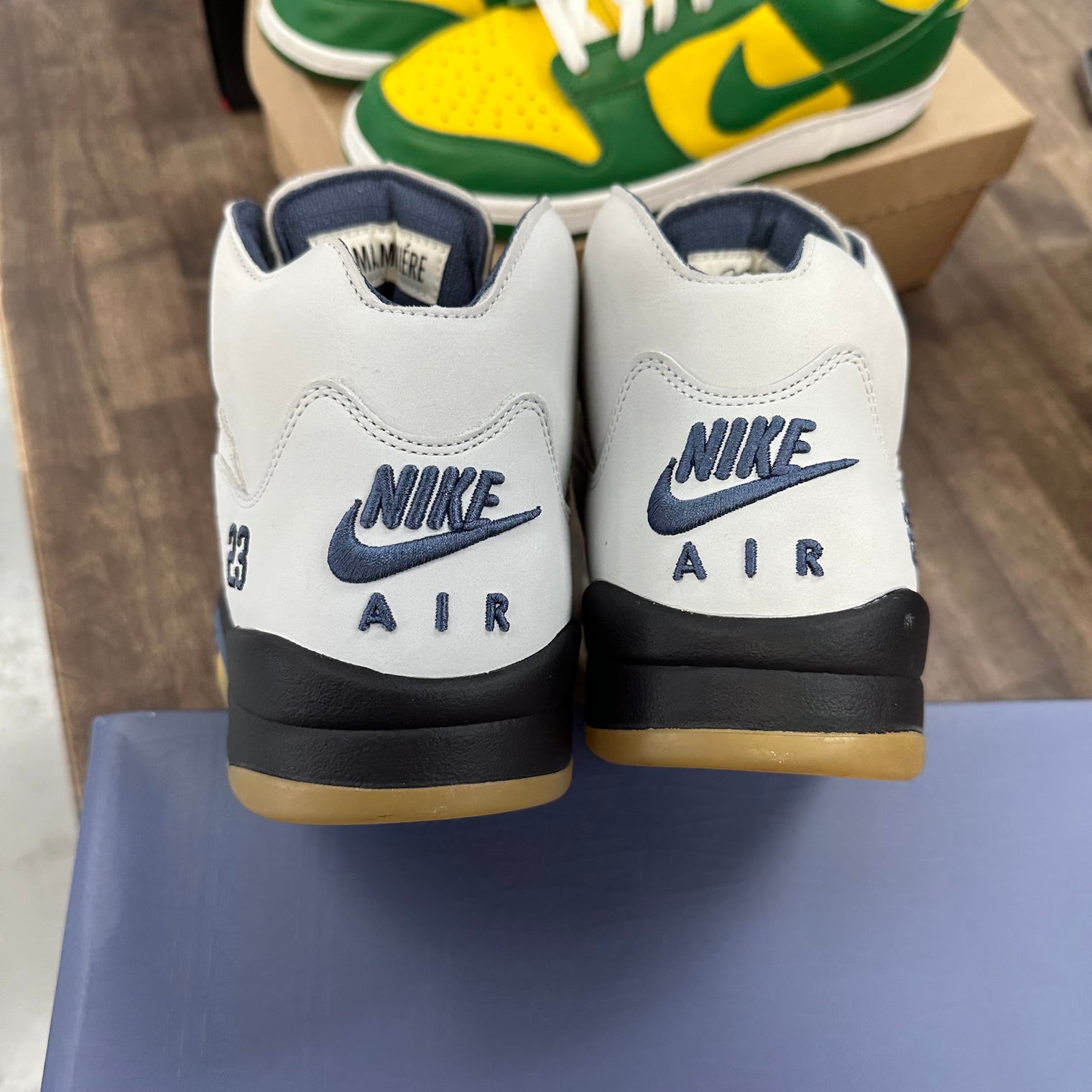 (W) A Ma Maniére Jordan 5 Dawn (USED)