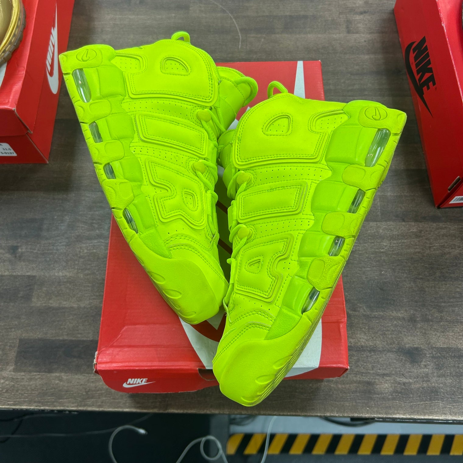Nike Air More Uptempo Volt (USED)