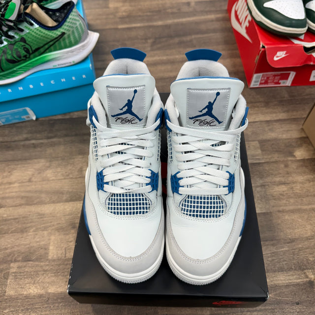 Jordan 4 Retro Military Blue (2024) (US 9) (USED)