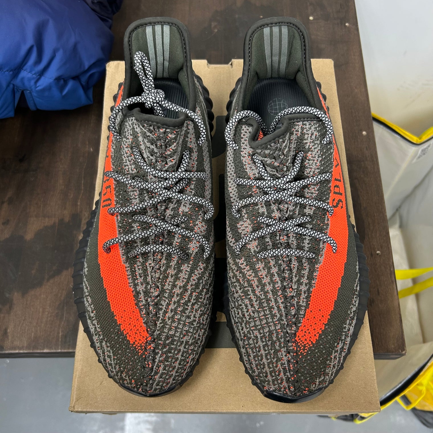 Carbon Beluga Yeezy 350 (USED)