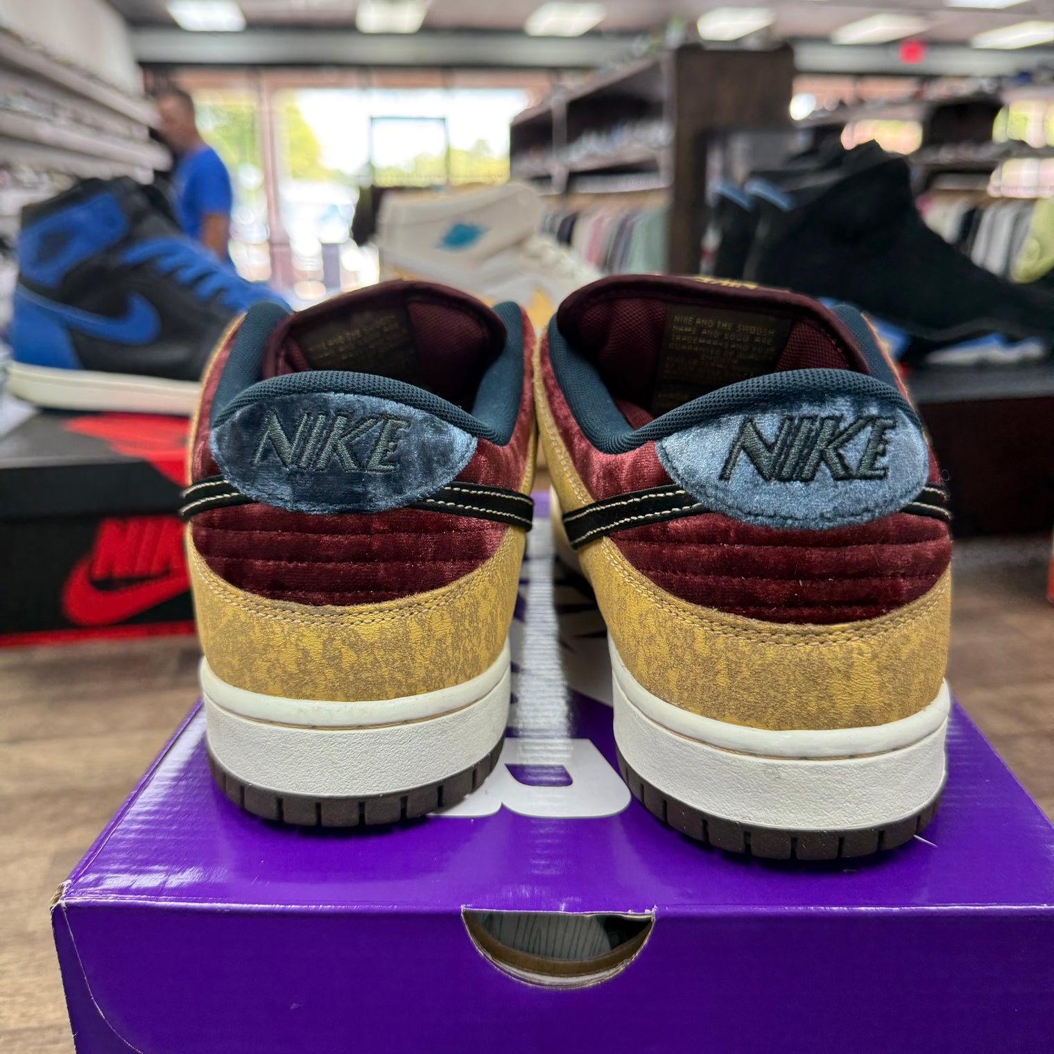 City of Cinema SB Dunk Low (USED)