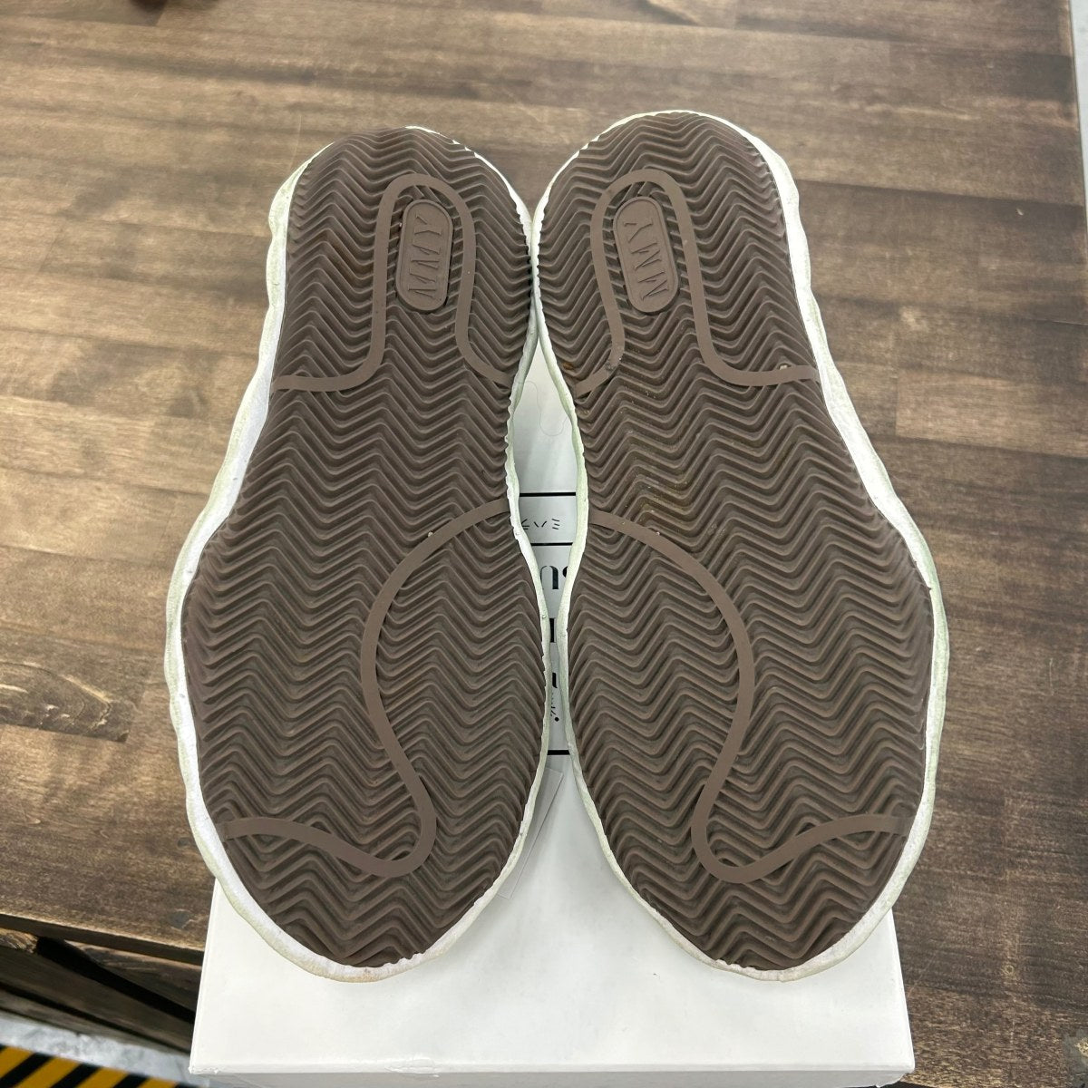 Blakey OG Sole Low Khaki Size 11 (Pre-Owned)