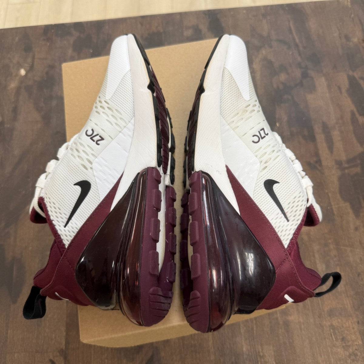 Nike Air Max 270 Night Maroon Size 10 (Pre-Owned) - Image 3