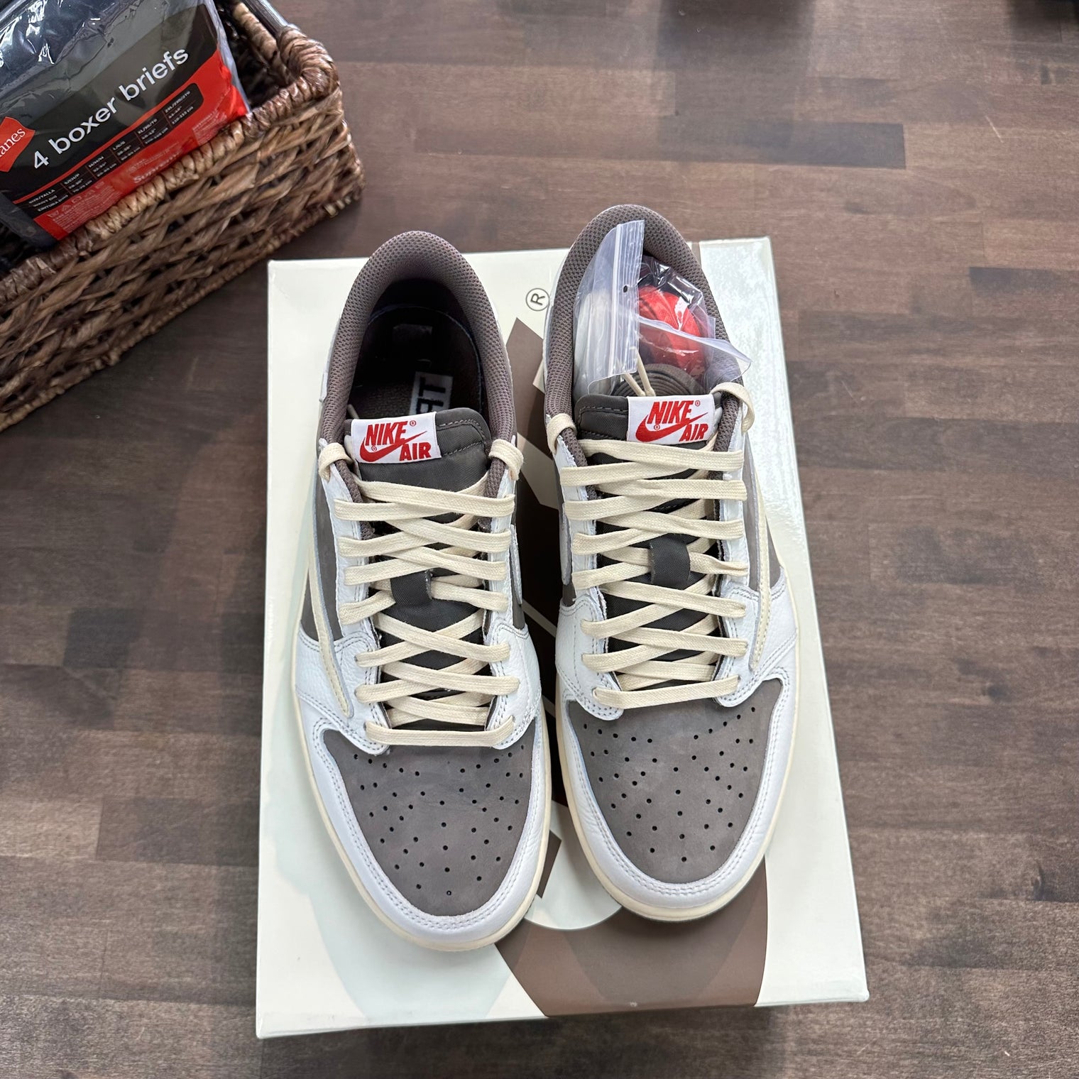Reverse Mocha Travis Scott Jordan 1 Low OG SP (USED)