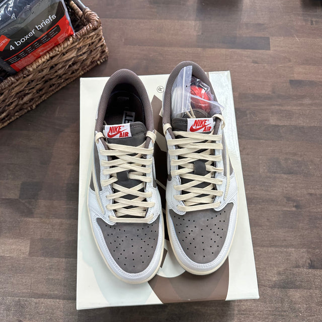Reverse Mocha Travis Scott Jordan 1 Low OG SP (USED)