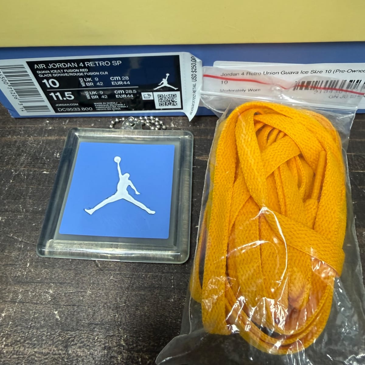 Jordan 4 Retro Union Guava Ice Size 10 (Pre-Owned) - aux