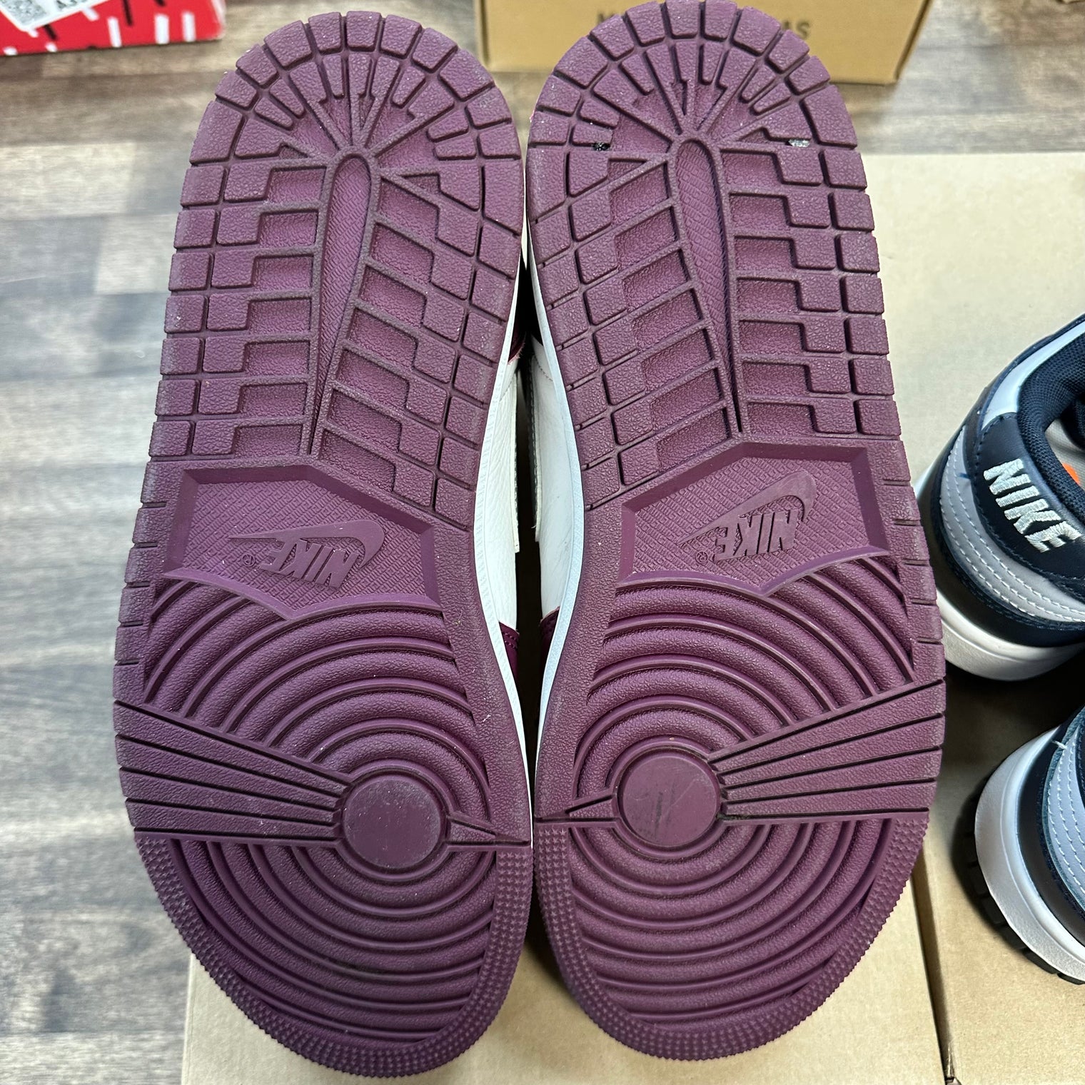 Bordeaux Jordan 1 High (USED, No Box)