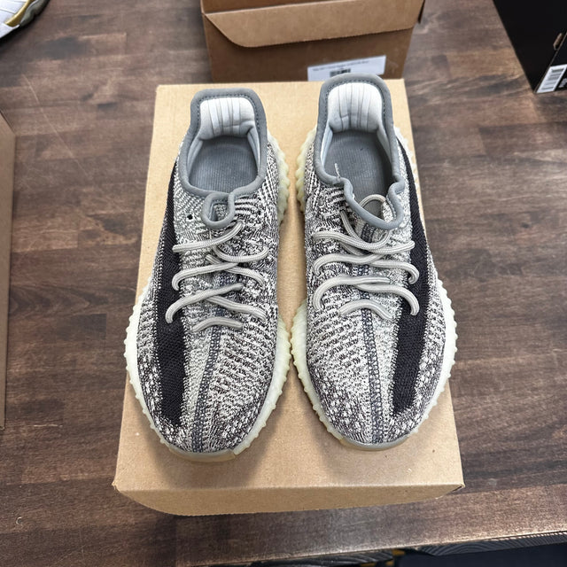 Zyon Yeezy 350 (USED, No Box)