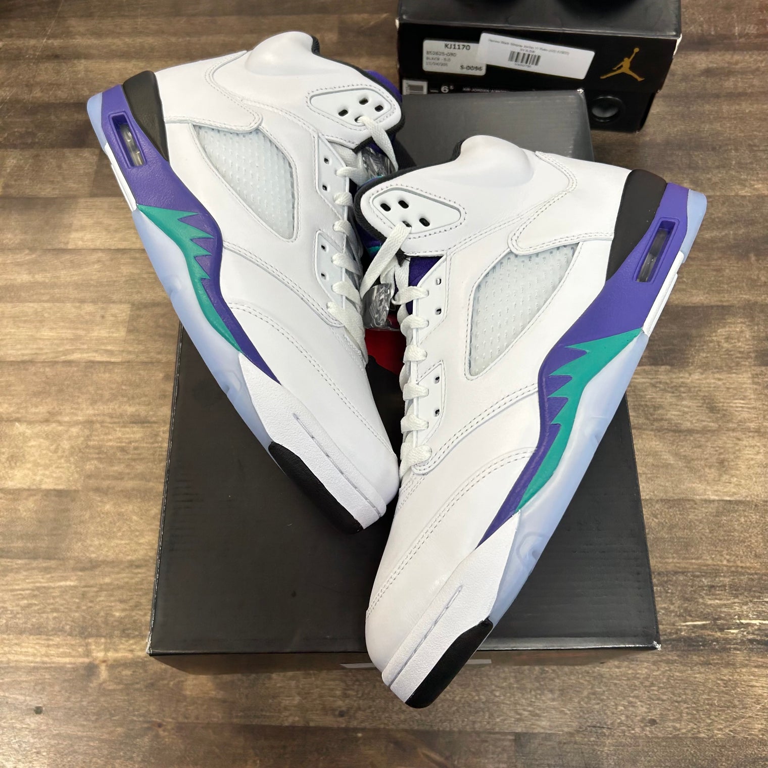 Grape Jordan 5 (2025) (Lightly Worn)