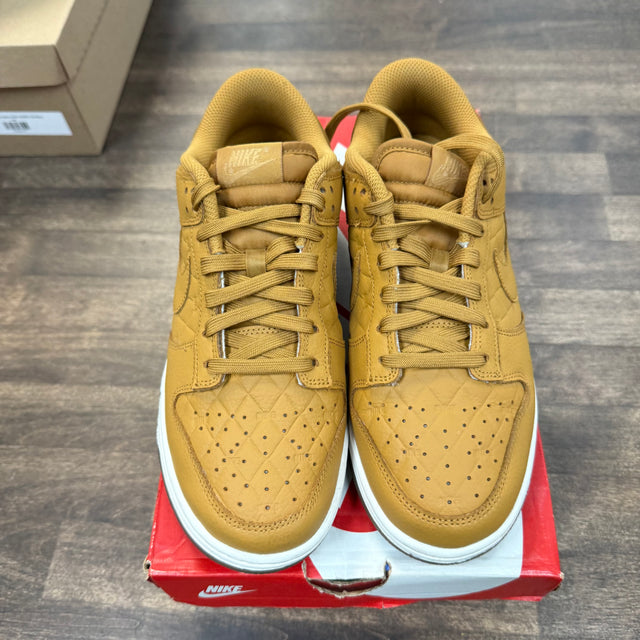 (W) Quilted Wheat Dunk Low (USED)