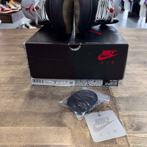 Jordan 5 Retro OG Black Metallic Reimagined - Image 6