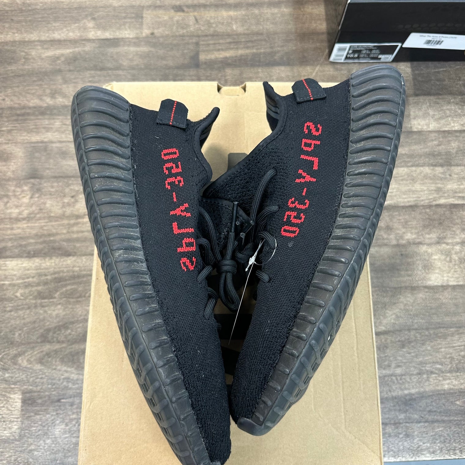 Bred Yeezy 350 (USED)
