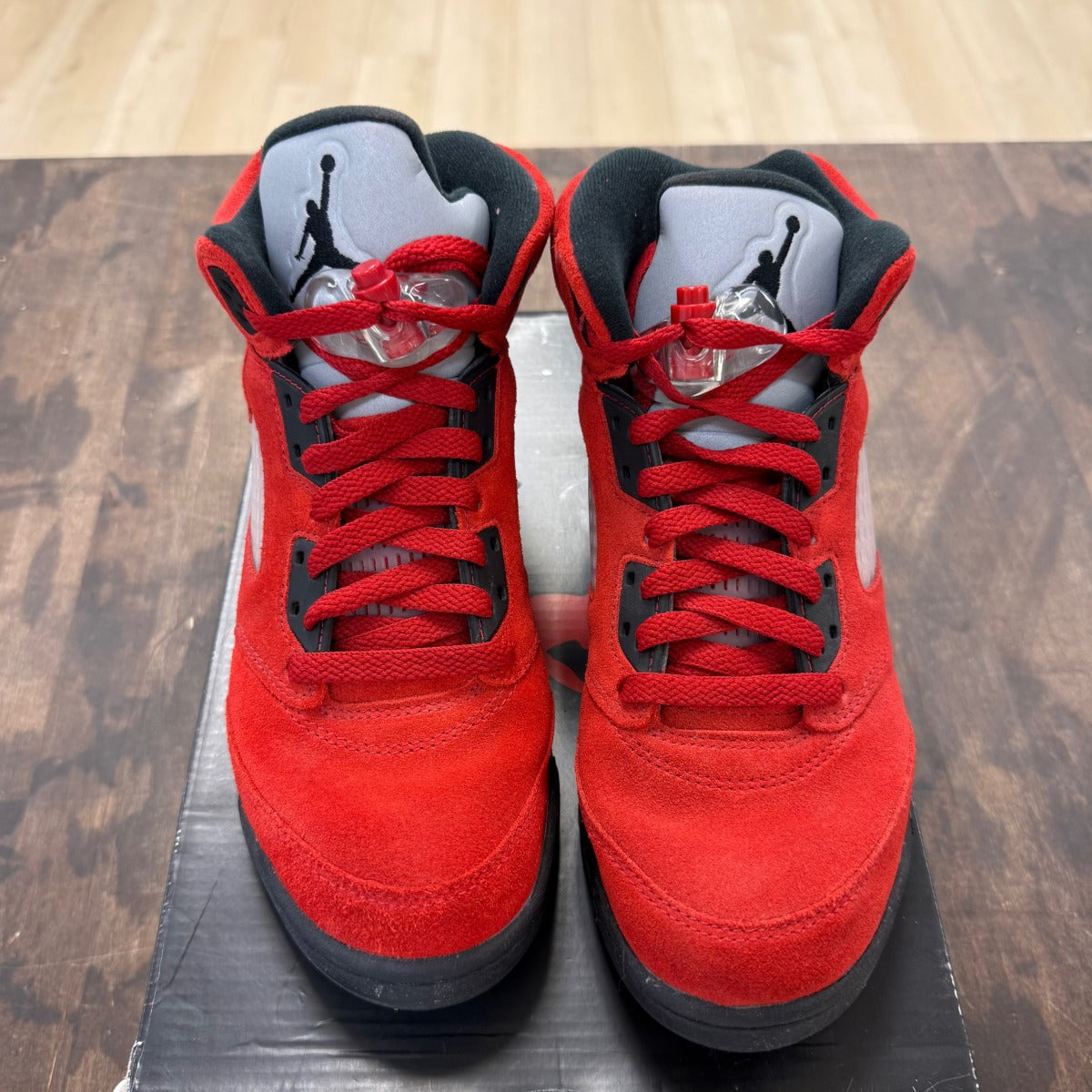 Jordan 5 Retro Raging Bull Red (2021) (GS) - Image 2
