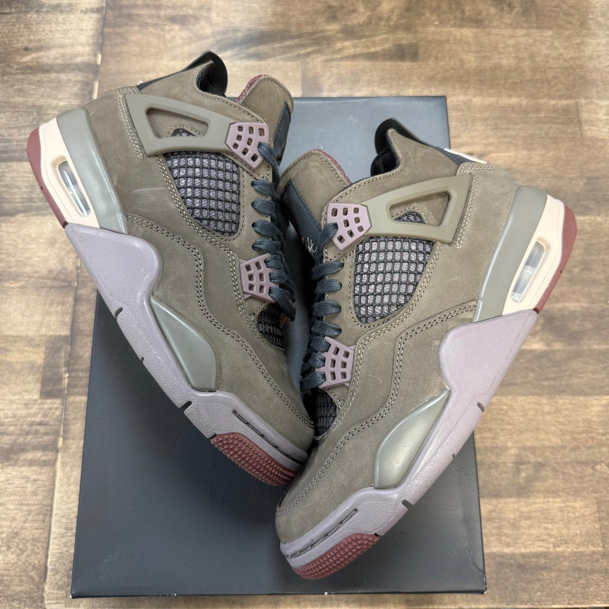 Jordan 4 Retro SP A Ma Maniére Dark Mocha Size 4 (Pre-Owned) - Image 1