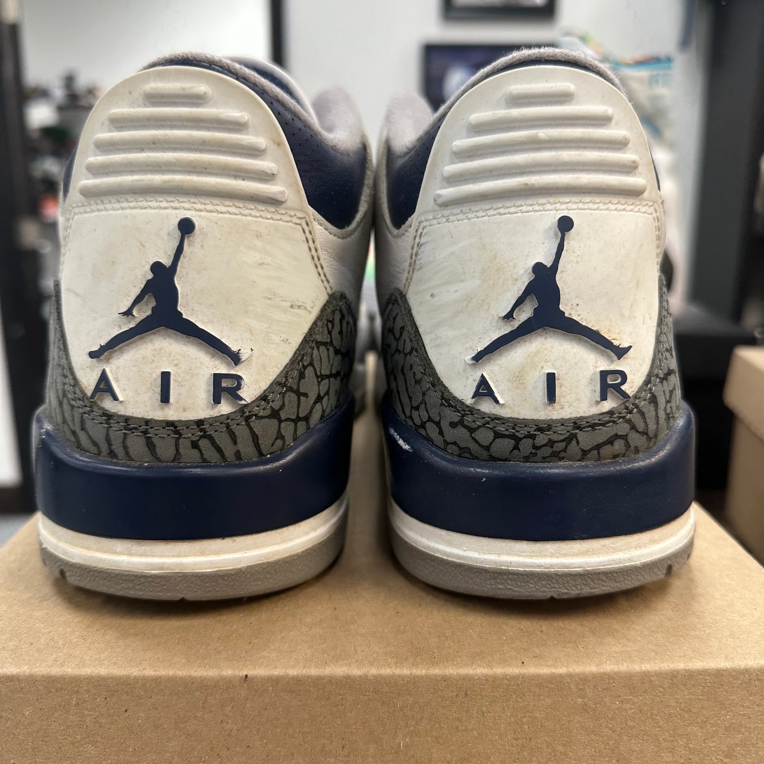 Midnight Navy Jordan 3 Retro (USED, No Box)