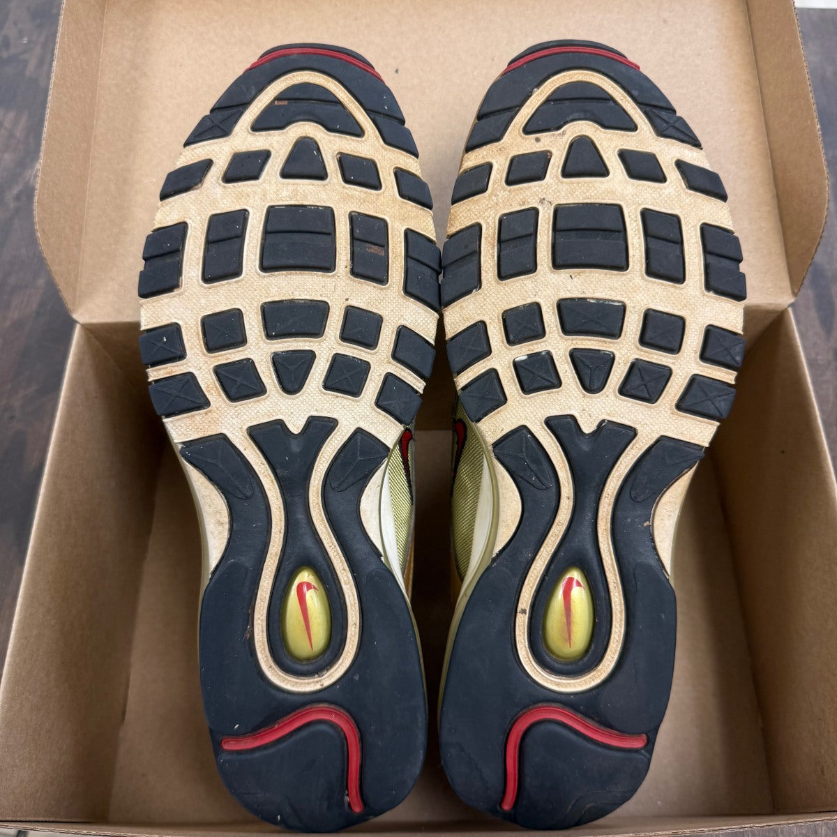 Nike Air Max 97 Metallic Gold (2017/2018) Size 13 (Pre-Owned) - Image 5