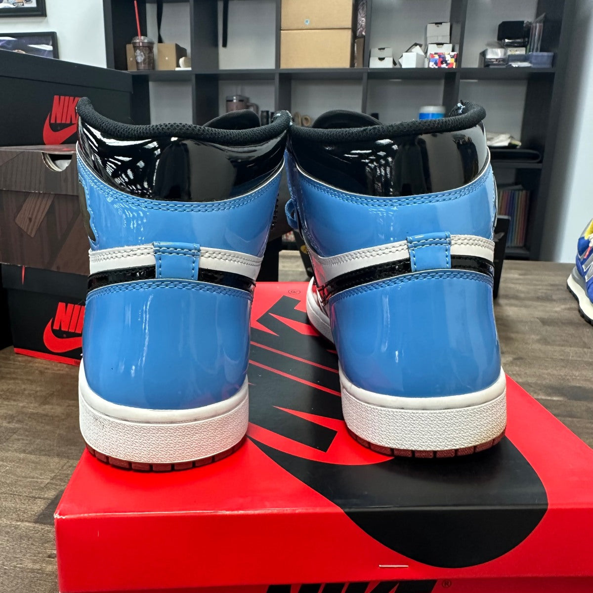 Jordan 1 Retro High Fearless UNC Chicago - Image 4