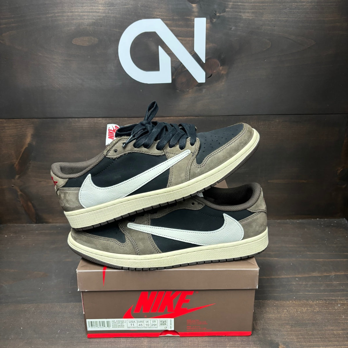 Jordan 1 Retro Low OG SP Travis Scott Mocha - Image 1
