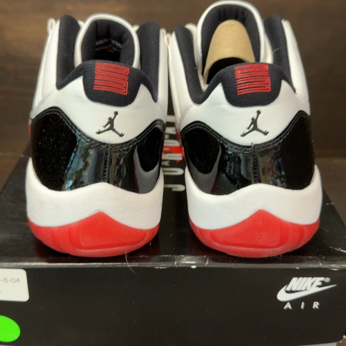 Jordan 11 Retro Low Concord Bred - Image 5