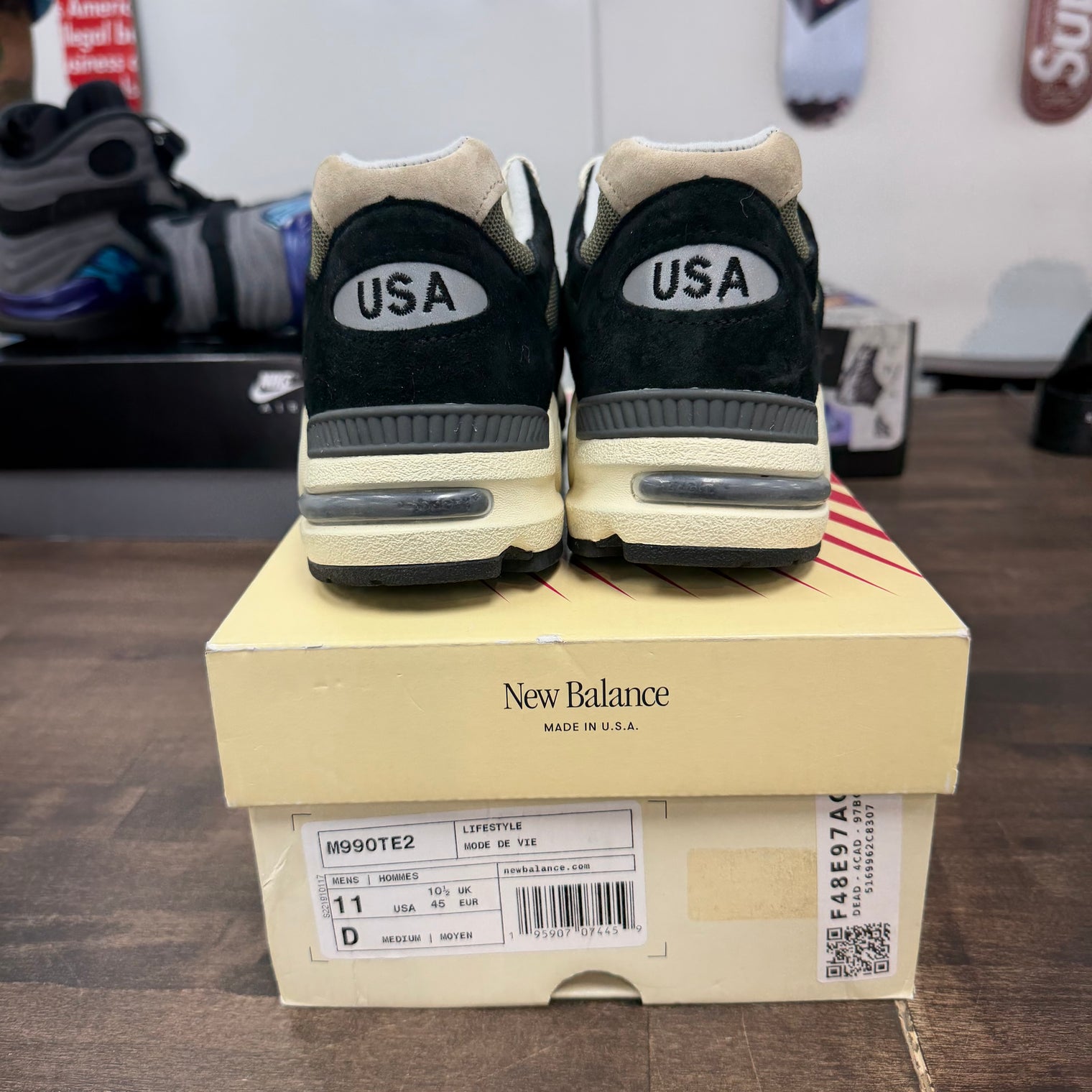 MiUSA Teddy Saints Black True Camo New Balance 990V2 (USED)