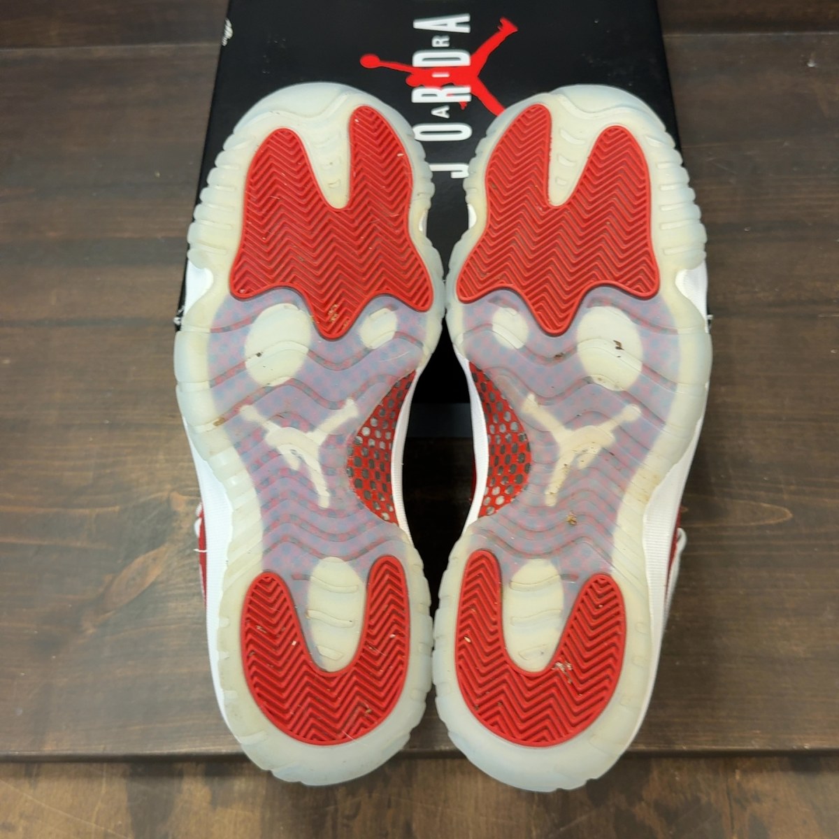 Jordan 11 Retro Cherry (2022) Size 12 (Pre-Owned) - Image 8