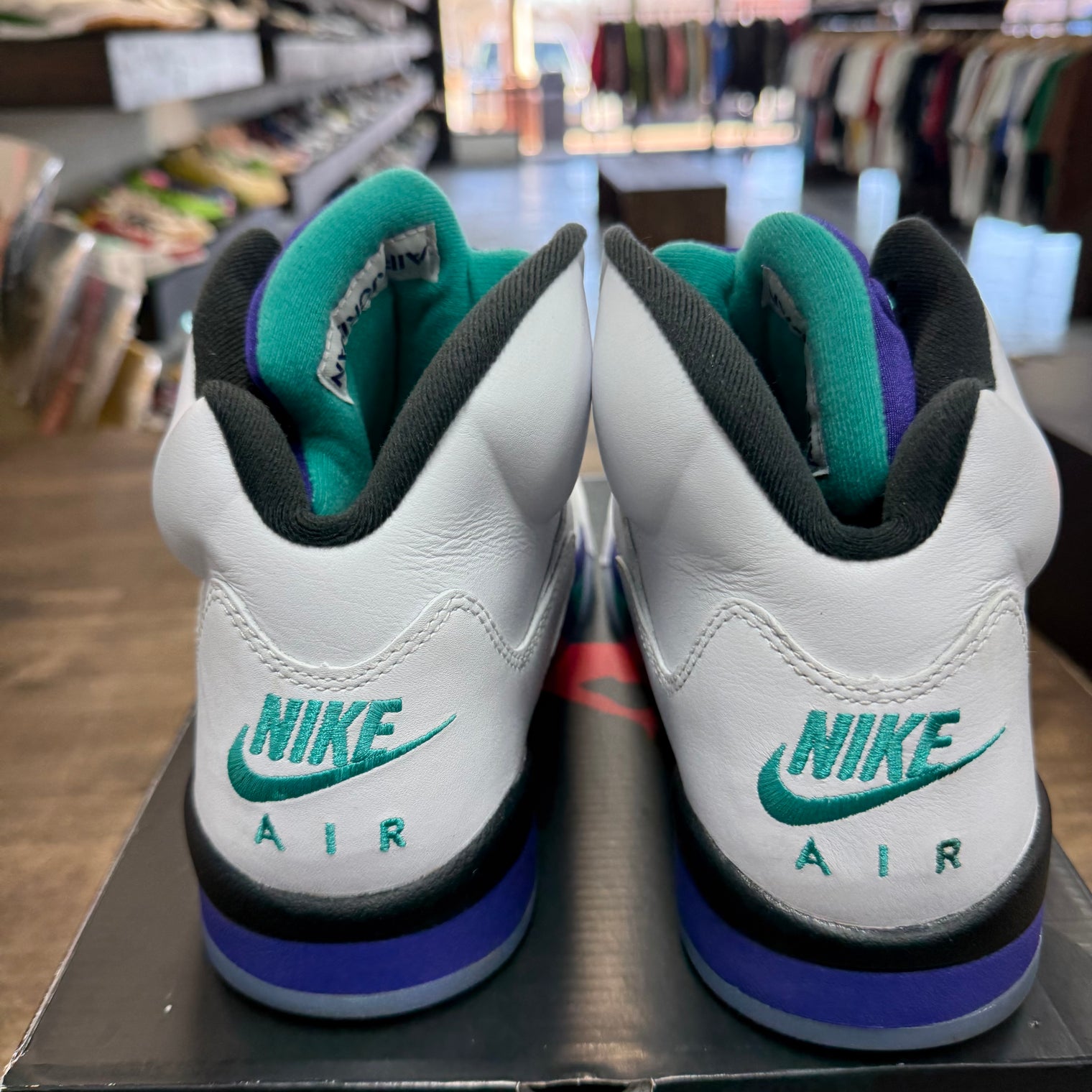 Jordan 5 Retro Grape (2025) (US 12) (Lightly Worn)