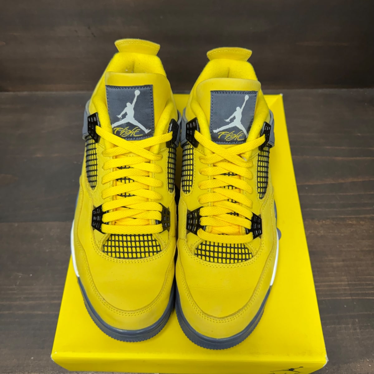Jordan 4 Retro Lightning (2021) - Image 3