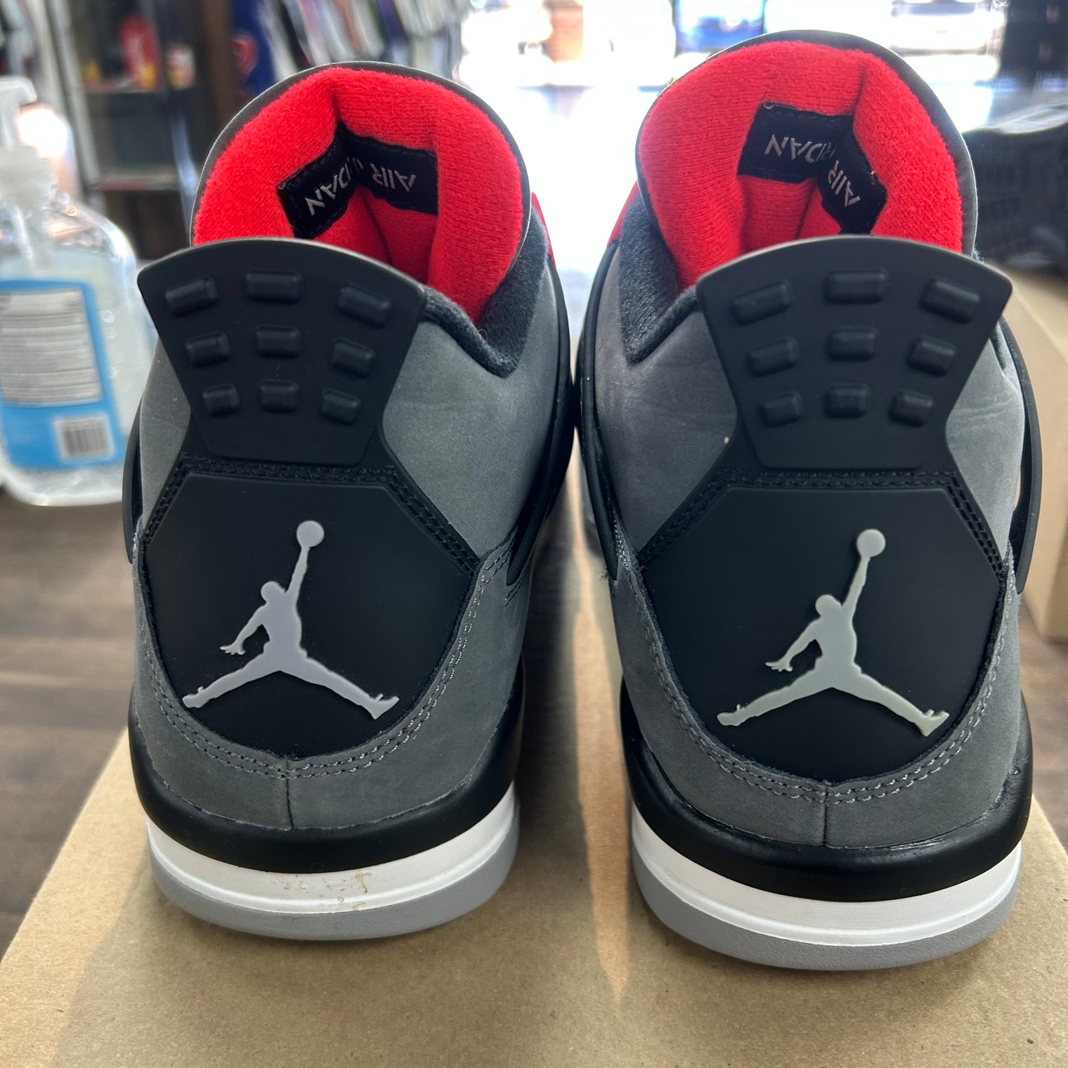 Infrared Jordan 4 Retro (USED, No Box)