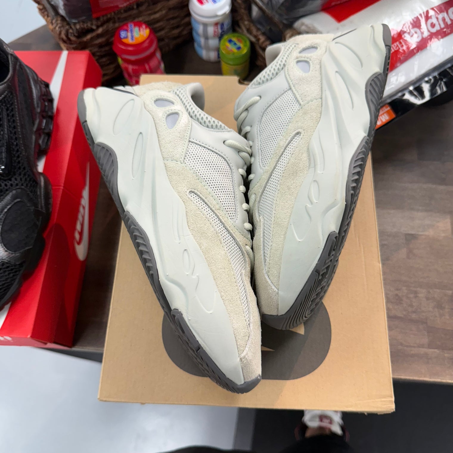 Salt Yeezy 700 (USED)