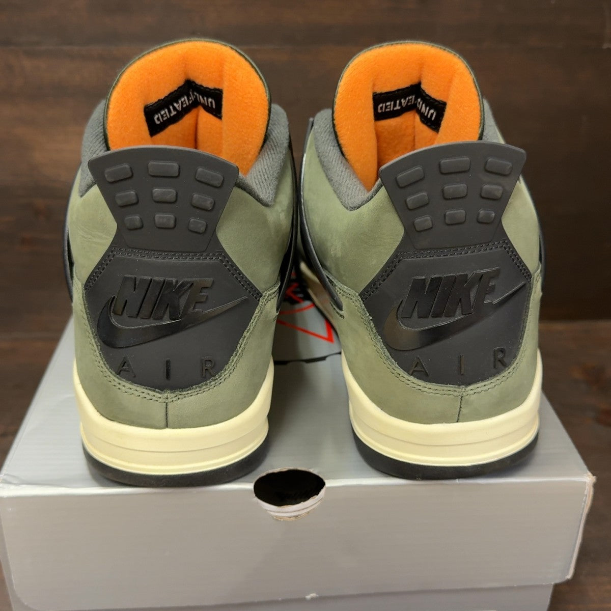 Jordan 4 Retro OG SP Undefeated (2025) - Image 5
