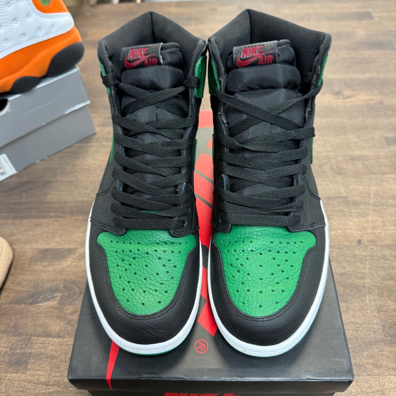 Pine Green 2.0 Jordan 1 High (USED)
