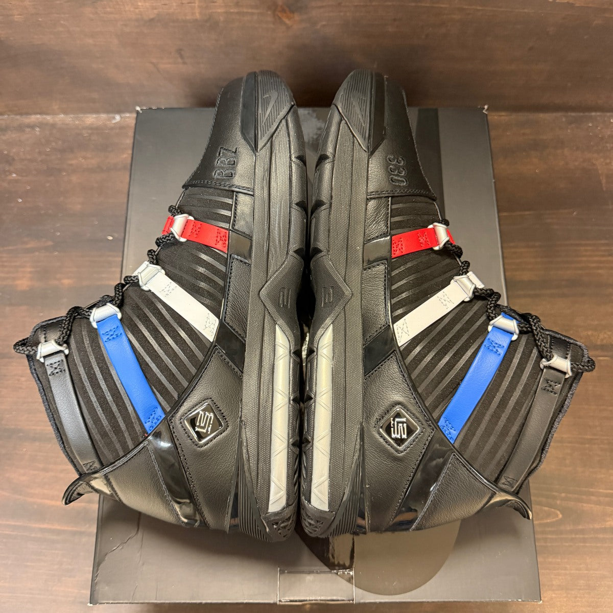 Nike LeBron 3 The Shop Black University Red (2022) - Image 5