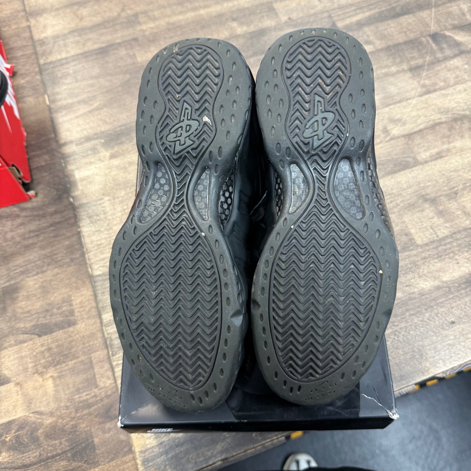 Anthracite Foamposite One (USED)