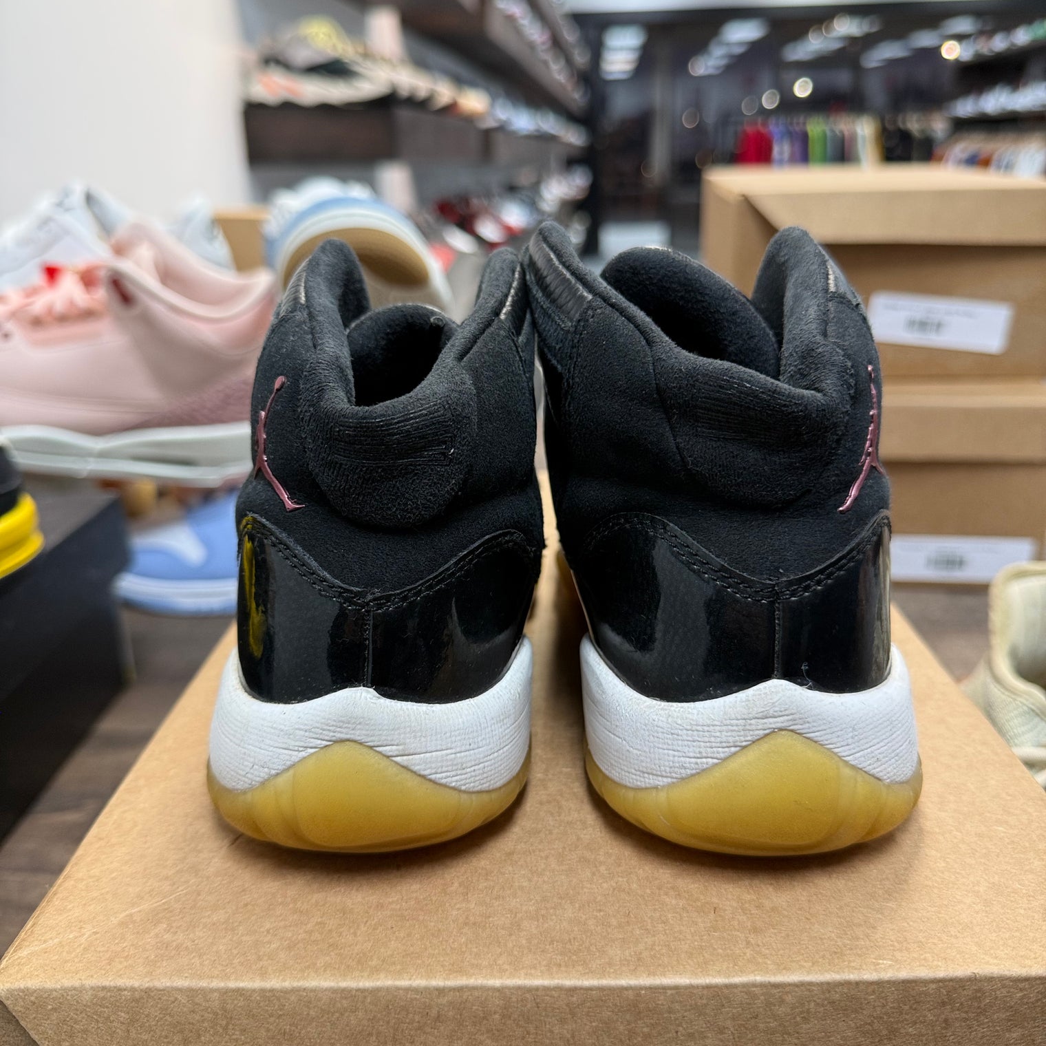 72-10 Jordan 11 Retro (GS) (USED,No Box)