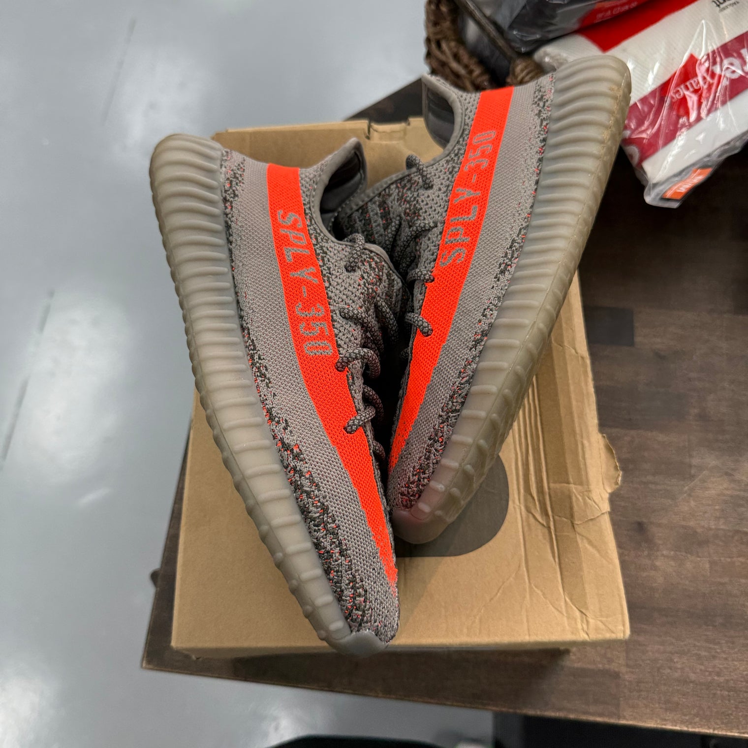 Beluga Reflective Yeezy 350 (USED, Replacement Box)