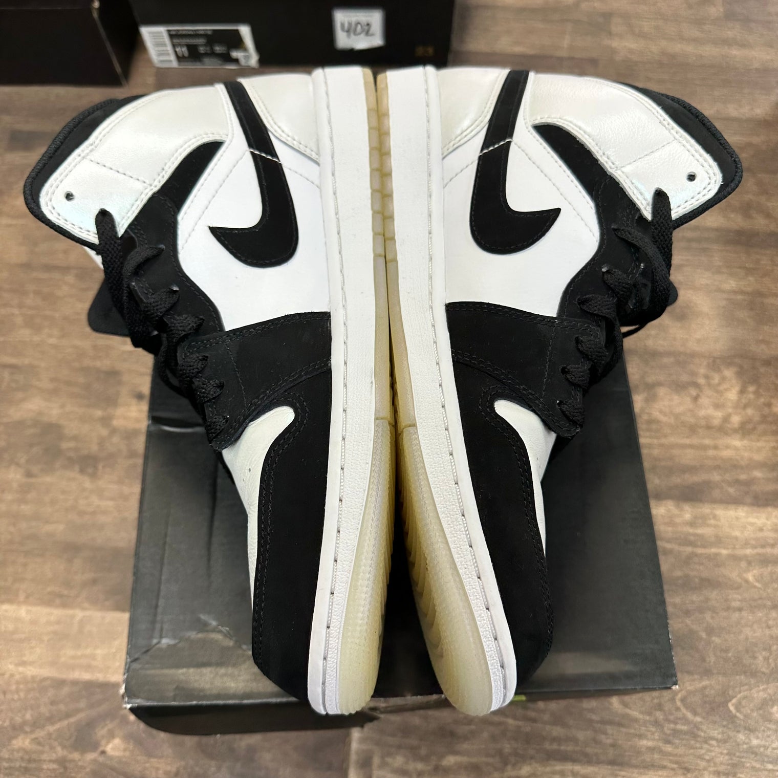 Diamond Short Jordan 1 Mid Used Sneakers (USED)