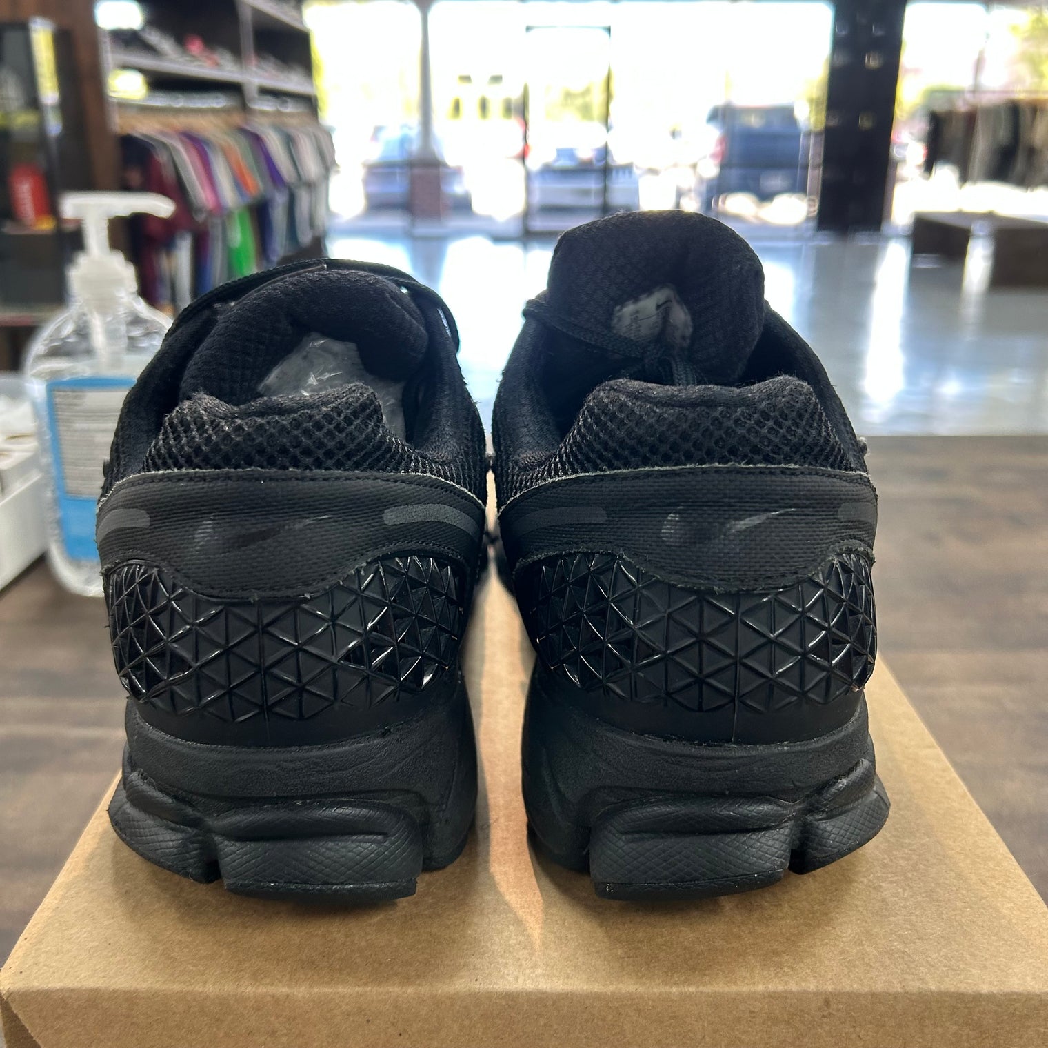 Triple Black Vomero 5 (Used, No Box)