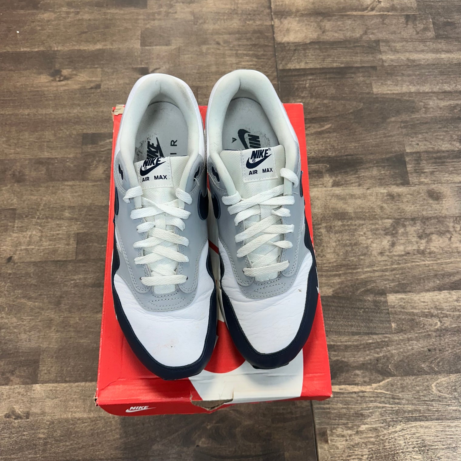 Obsidian Nike Air Max 1 LV8 (USED)