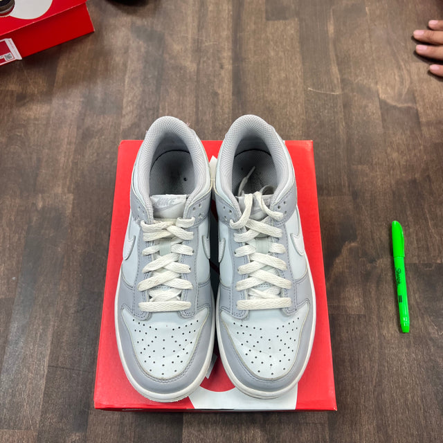 Two Tone Grey Dunk Low (GS) (USED)