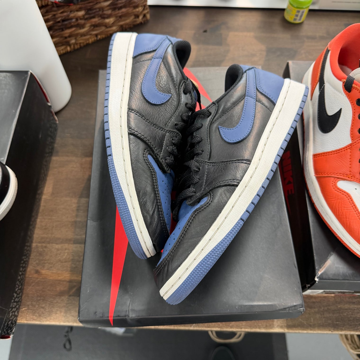 Mystic Navy Jordan 1 Low OG (USED)