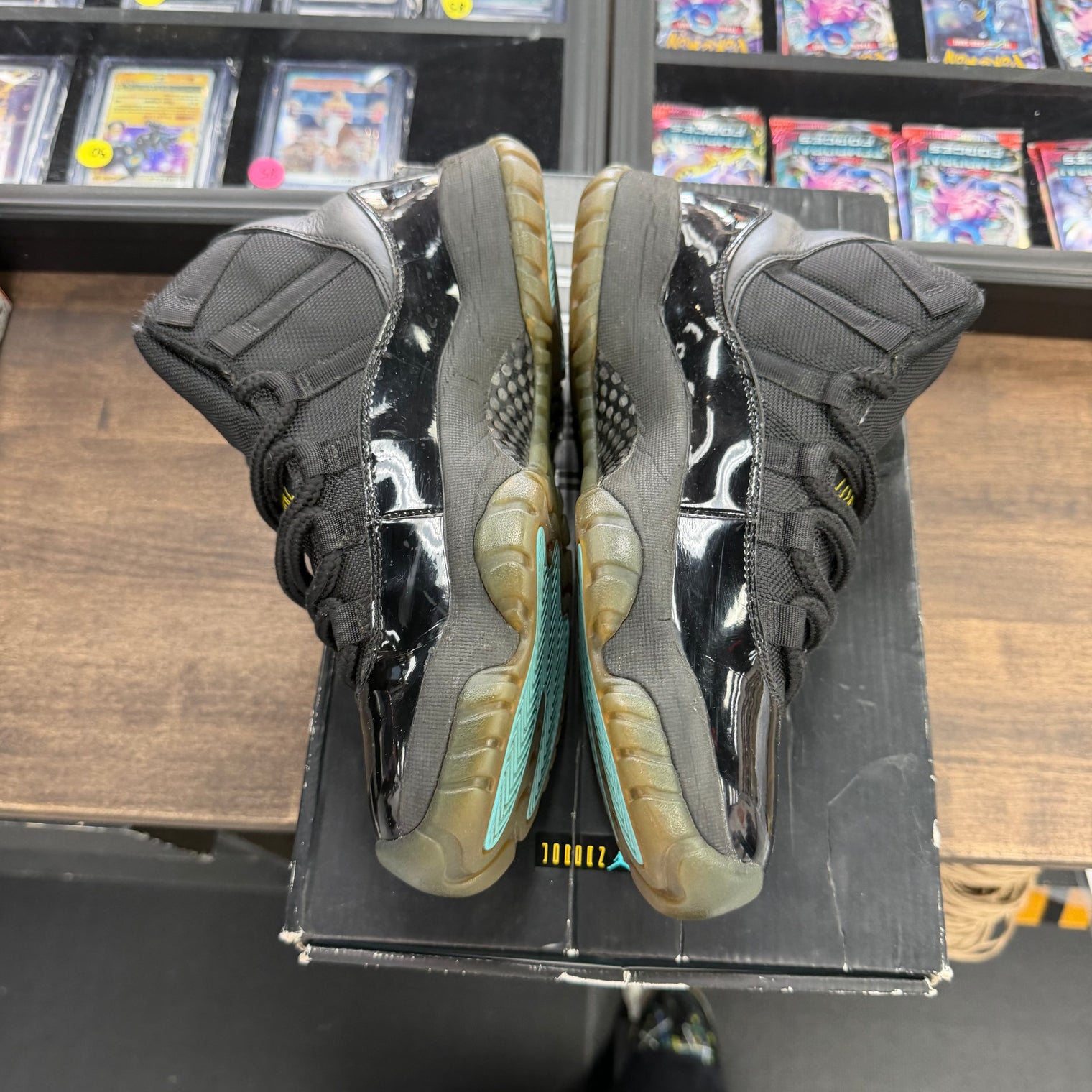 Gamma Jordan 11 Retro (USED)