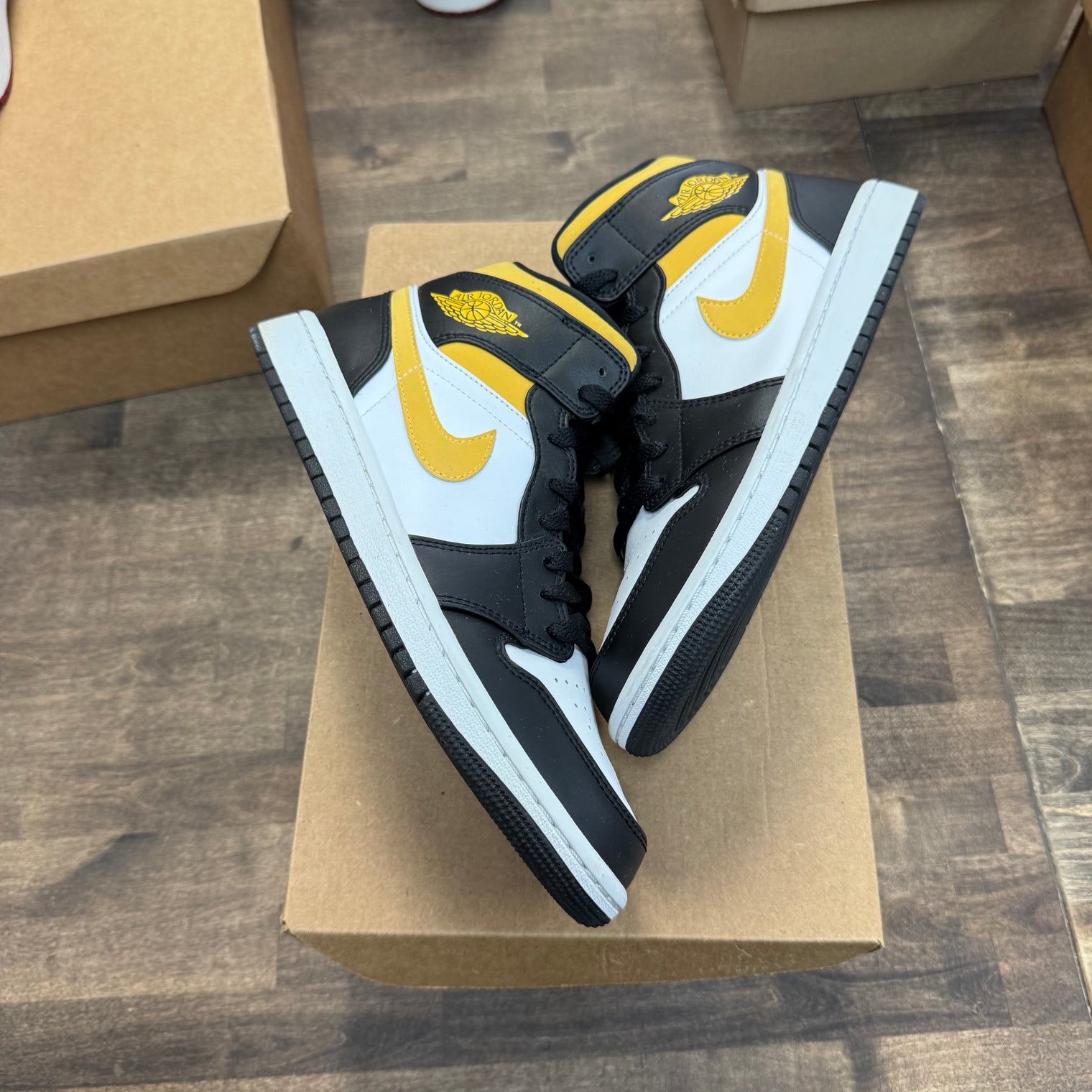 White Pollen Black Jordan 1 Mid (USED, No Box)