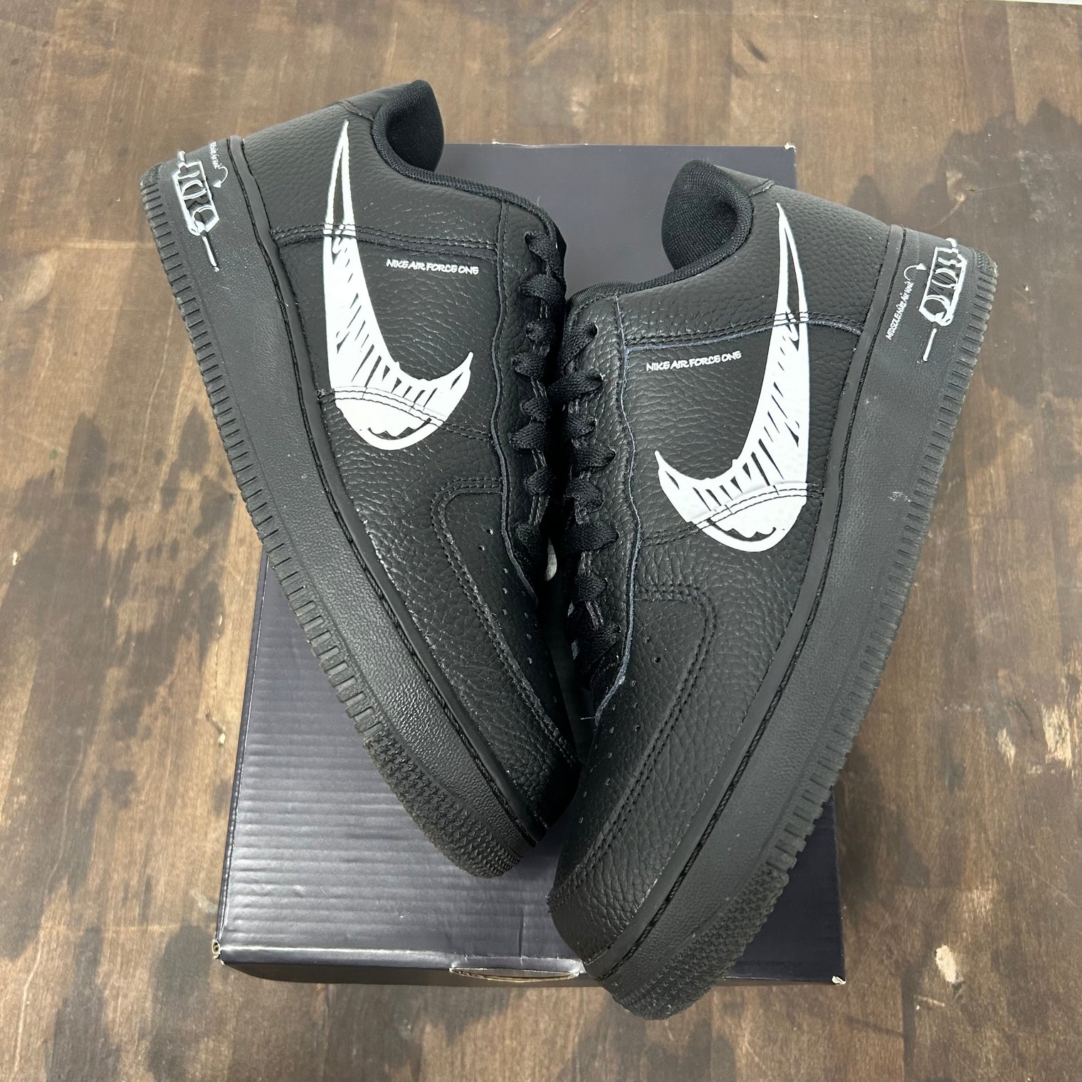 Sketch Black Air Force 1 Low (USED)