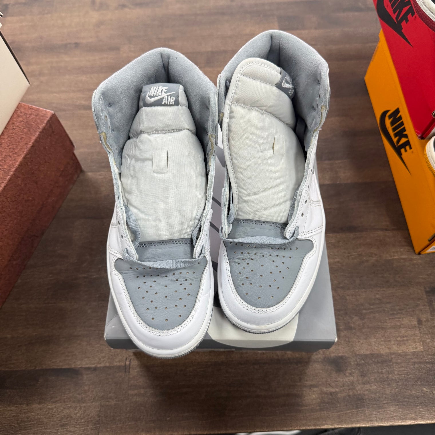 Stealth Jordan 1 Retro High OG (USED)