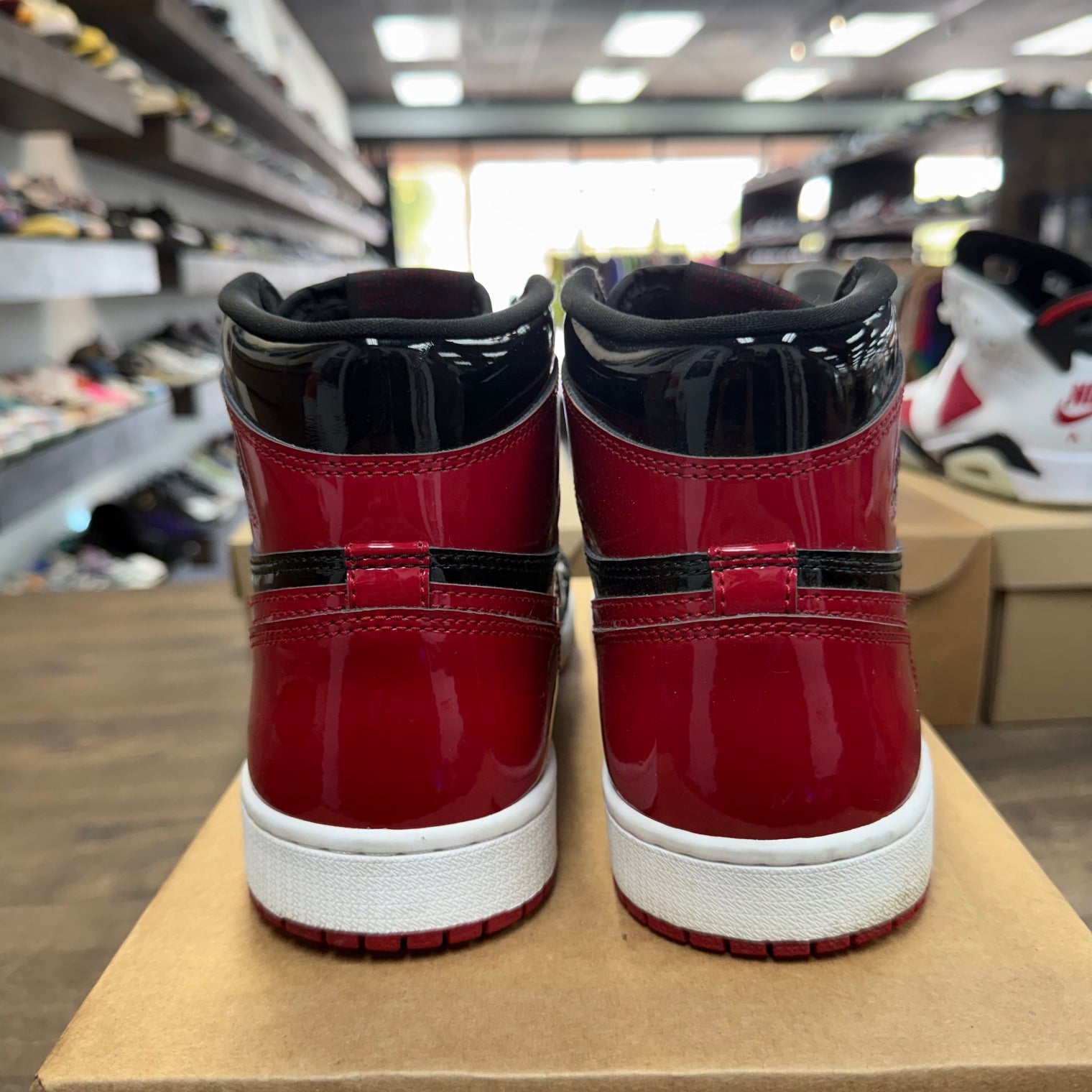 Patent Bred Jordan 1 High (USED, No Box)