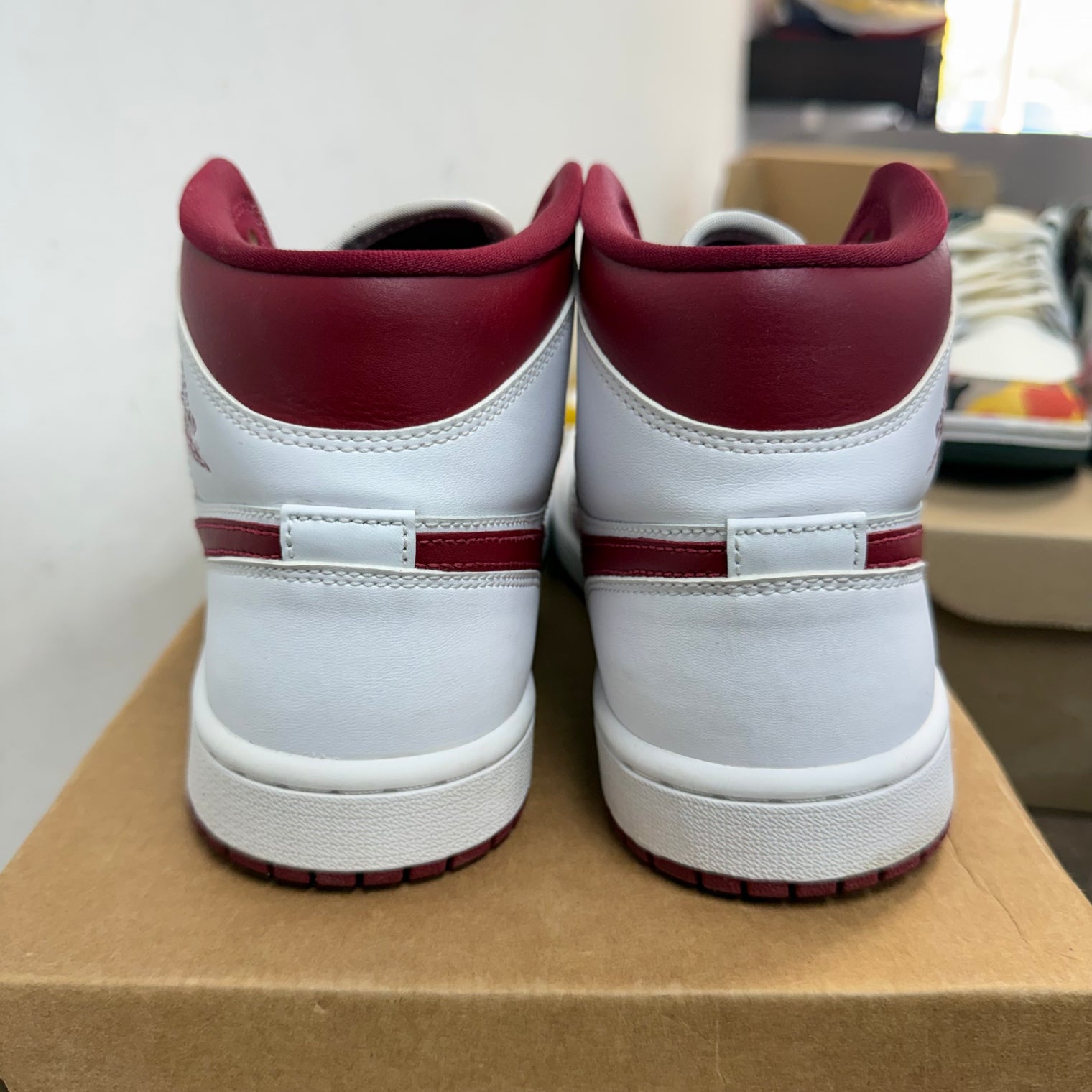 Reverse Chicago Jordan 1 Mid (W) (USED, No Box)