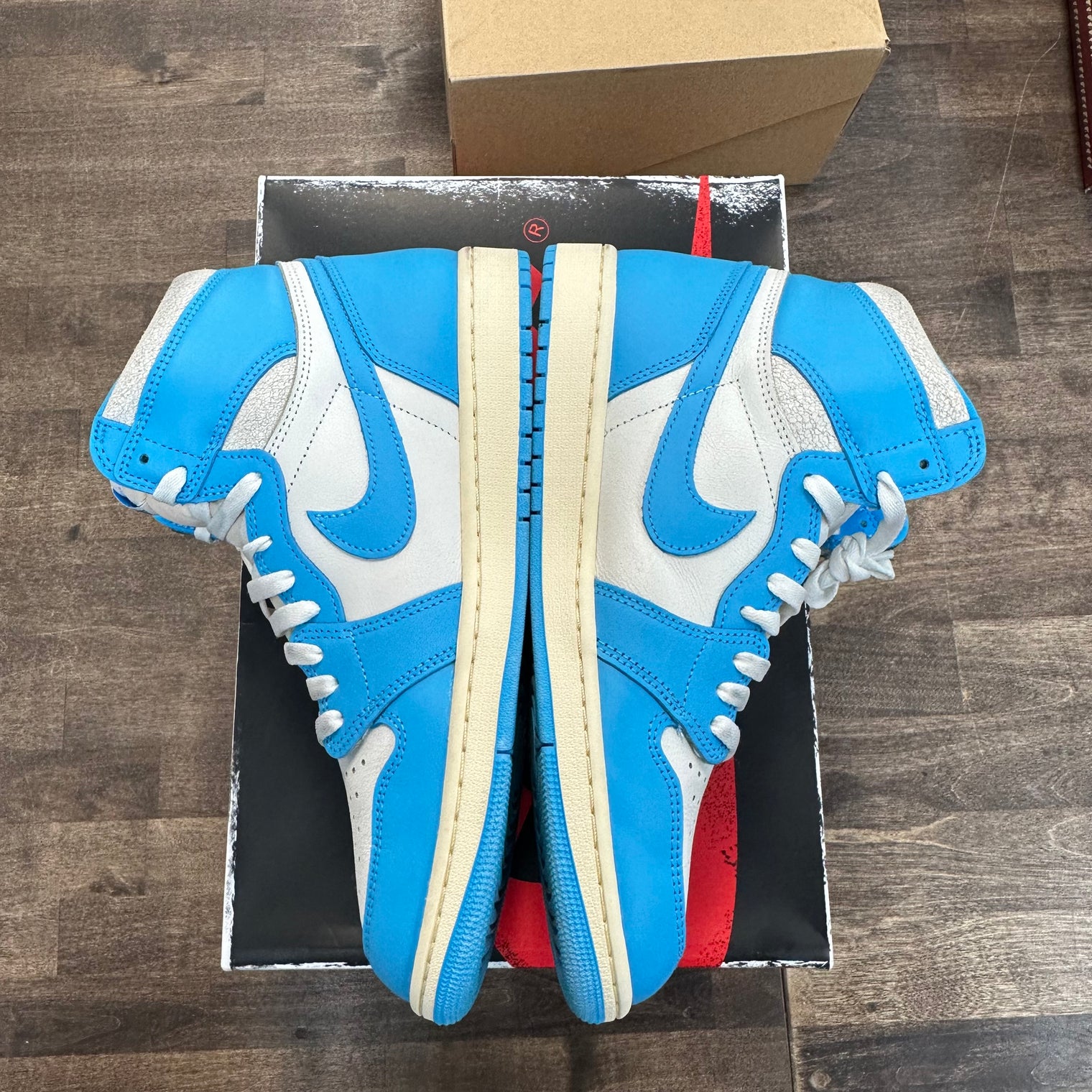 UNC Reimagined Jordan 1 High (USED)