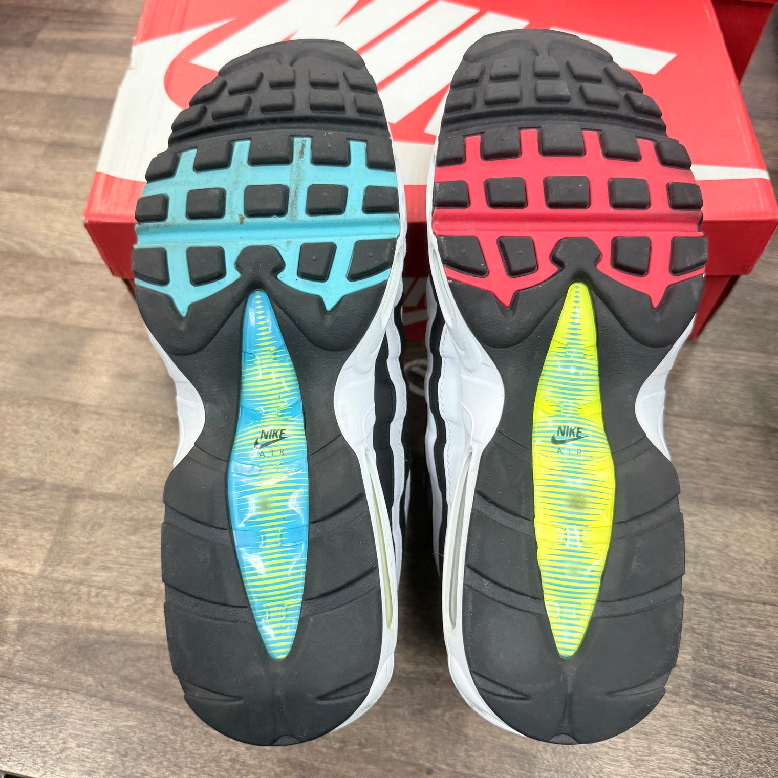 Nike Air Max 95 Greedy (2020) (US 10) (USED)